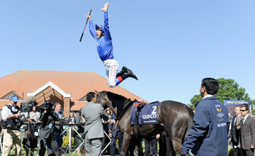 Blue Bunting and Frankie Dettori - Newmarket Guineas Meeting 1.5.11