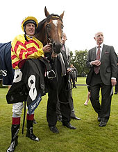 Johnny Murtagh - Saddler's Rock - John Oxx - Goodwood 2012 Johnny Murtagh - Saddler's Rock - John Oxx - Goodwood 2012