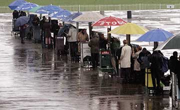 Wet-racecourse-1 Wet-racecourse-1