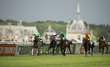 The Grey Gatsby (Ryan Moore) wins the Prix du Jockey Club